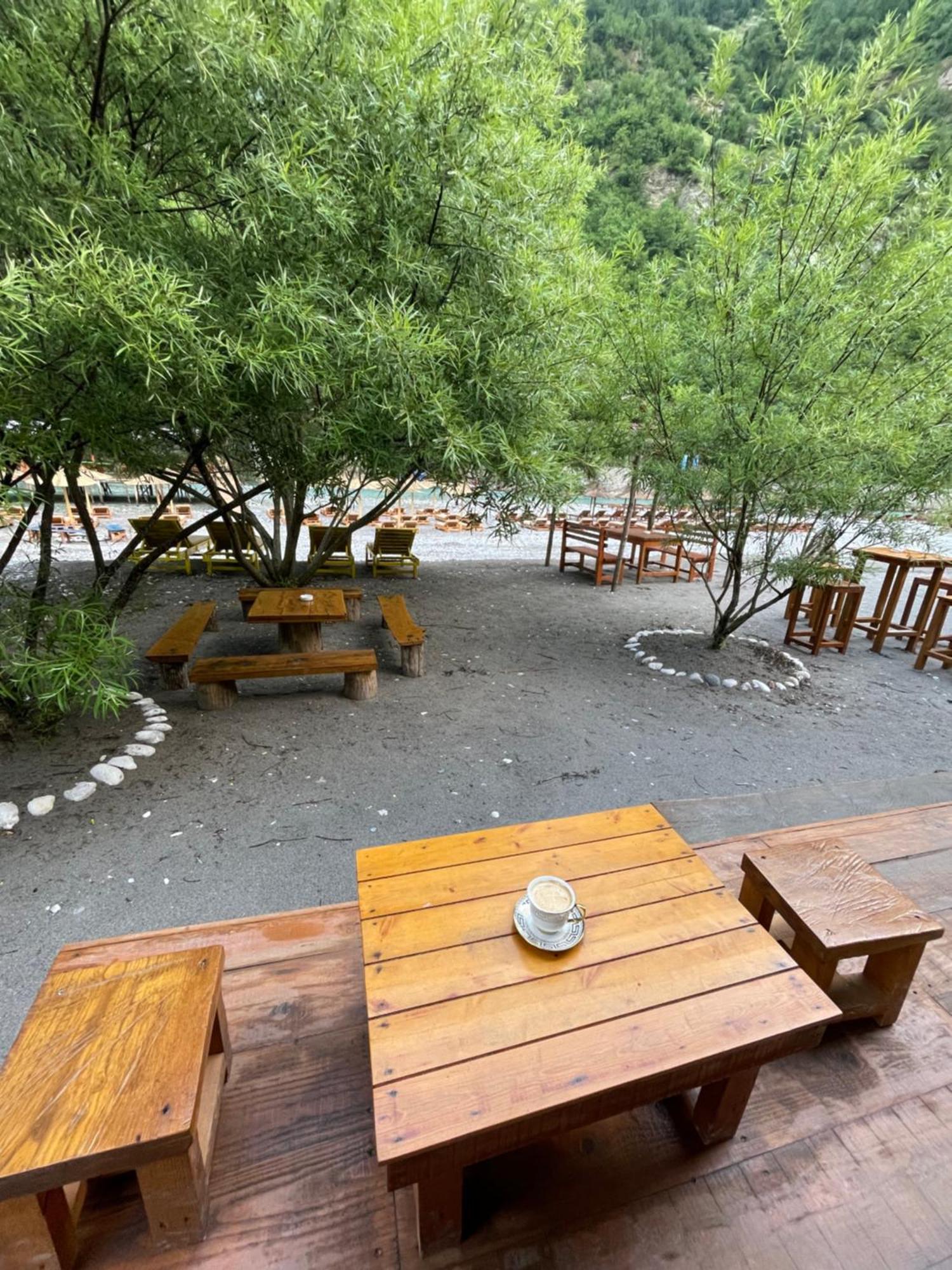 Guri I Lekes Guesthouse Moll' e Shoshit Экстерьер фото