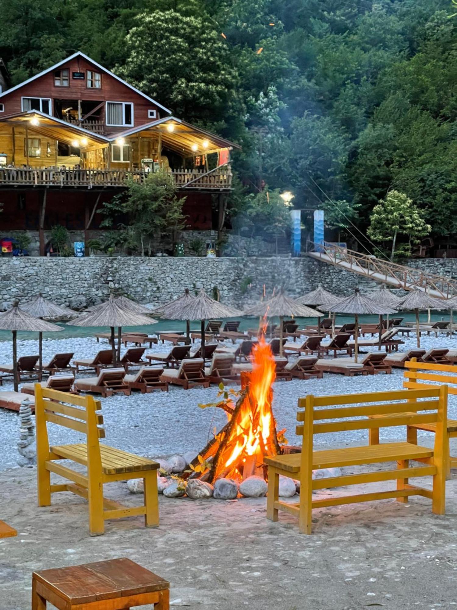 Guri I Lekes Guesthouse Moll' e Shoshit Экстерьер фото