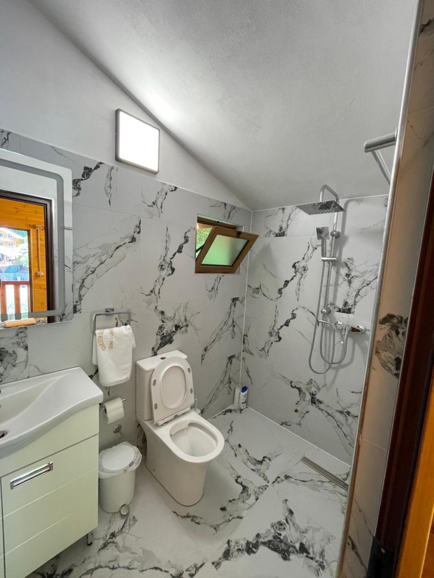Guri I Lekes Guesthouse Moll' e Shoshit Экстерьер фото
